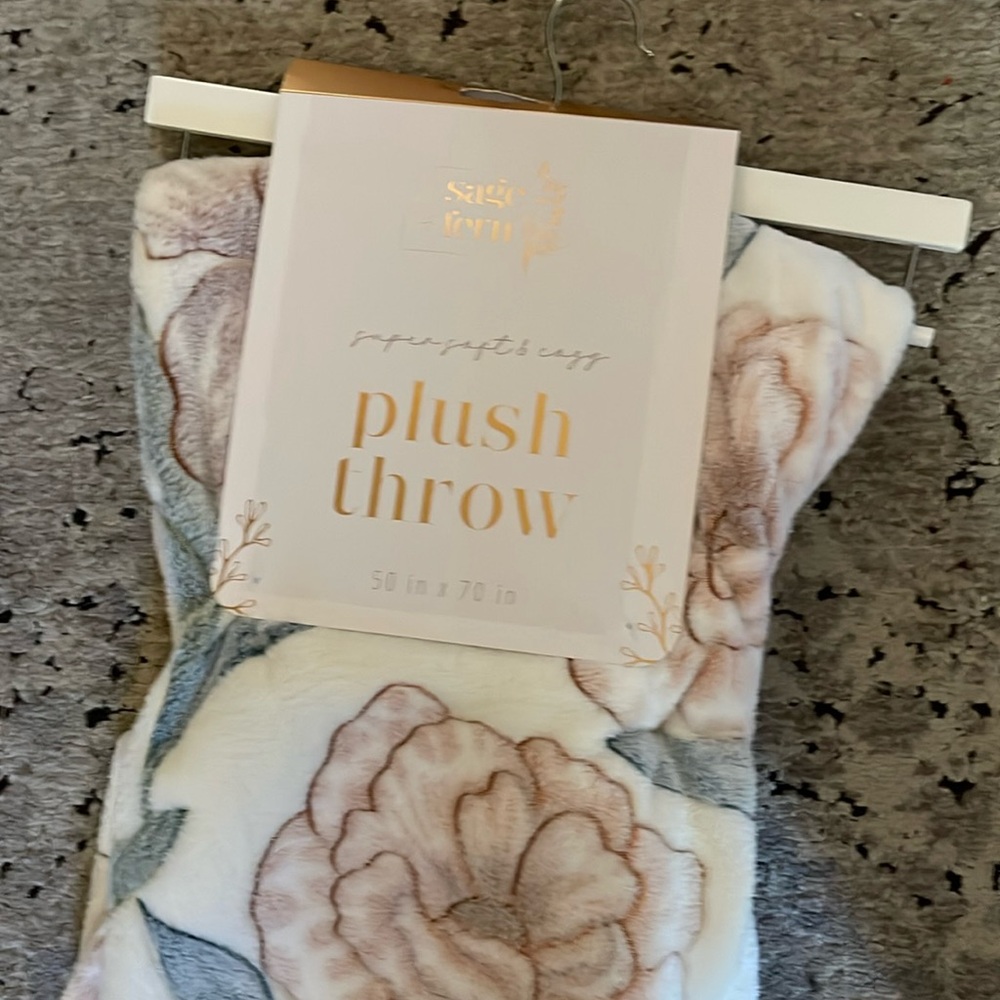 Plush Throw 50”X70” Iris Garden by Sage & Fern Designs SUPER SOFT